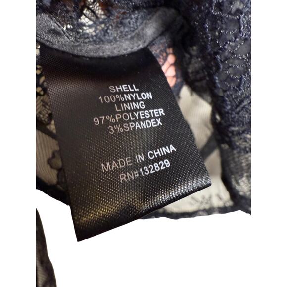 Michael Costello x Revolve Black Lace Top Sz. S - Picture 5 of 7